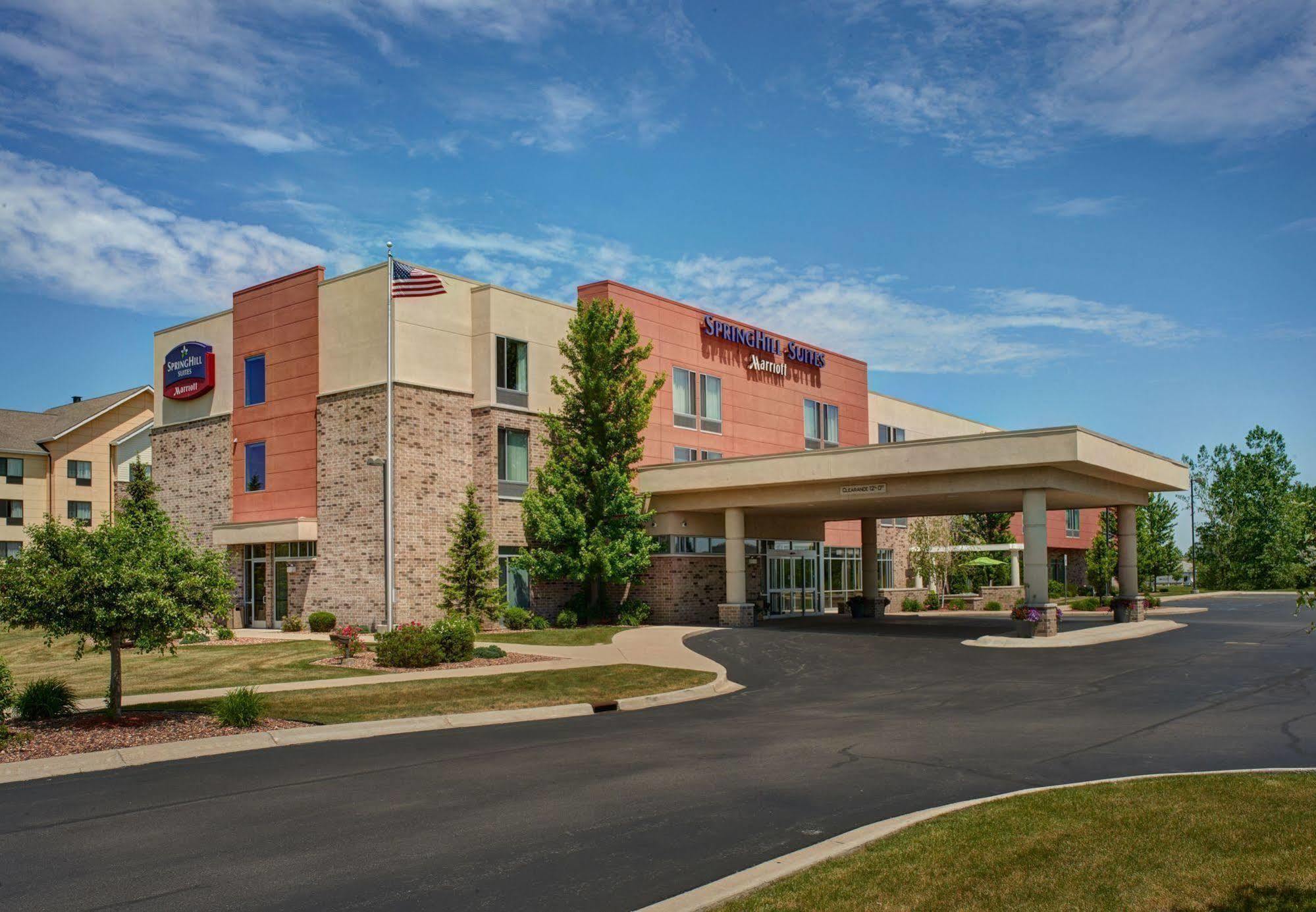 Springhill By Marriott Hotel 3*